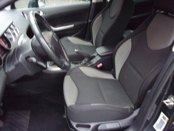 PEUGEOT 308 308 1.6 HDi-006.jpg